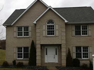 716 Sandstone Way, Rostraver Township, PA 15012