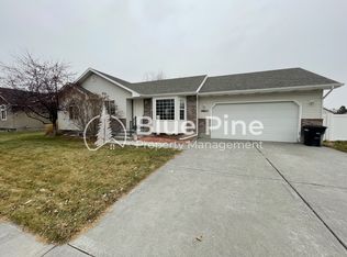 3863 Ridgeview Cir, Idaho Falls, ID 83406