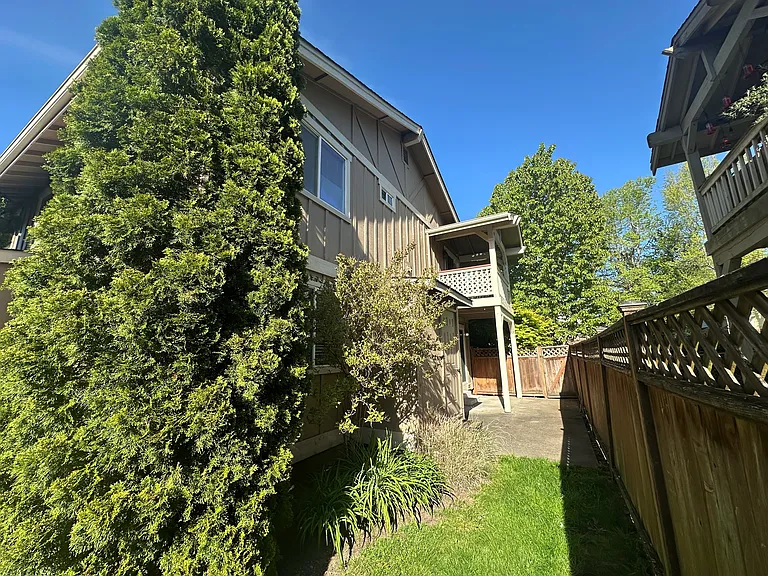415 Healy Ave S #111-1 — Photo 20