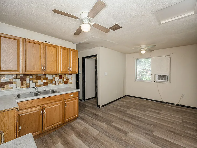 5715 Hodiamont Ave — Photo 26