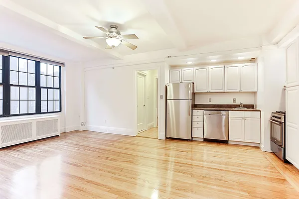 Rented by 9 Realty NYC | media 30