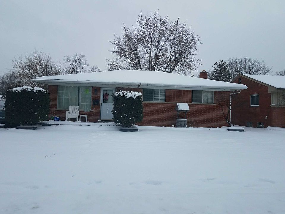 1st image of 27515 Edward St