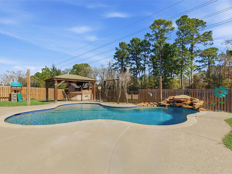 1st image of 14046 Wolftrap Ln