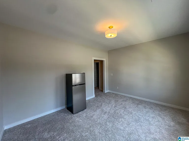 4740 Arden Way — Photo 24