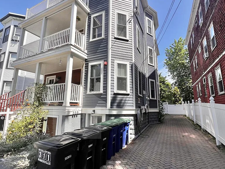 83 Conwell Ave #3 — Photo 21