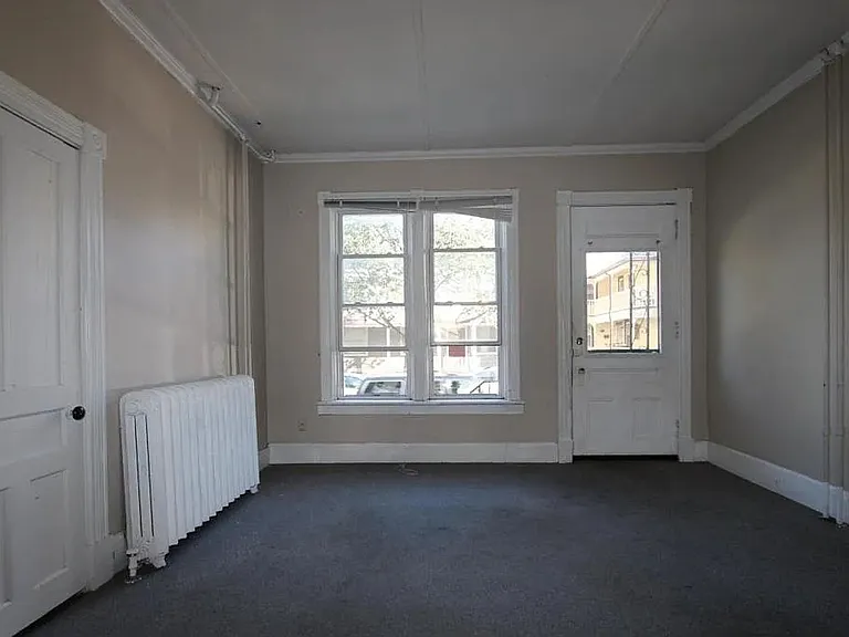 33-37 Grant St / 60 Clarke St — Photo 10