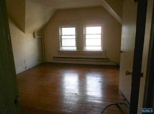 421 Valley Rd #3, Montclair, NJ 07043