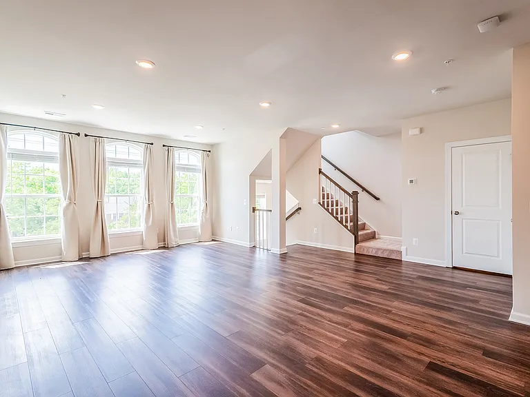 5650 Lanteen St — Photo 2