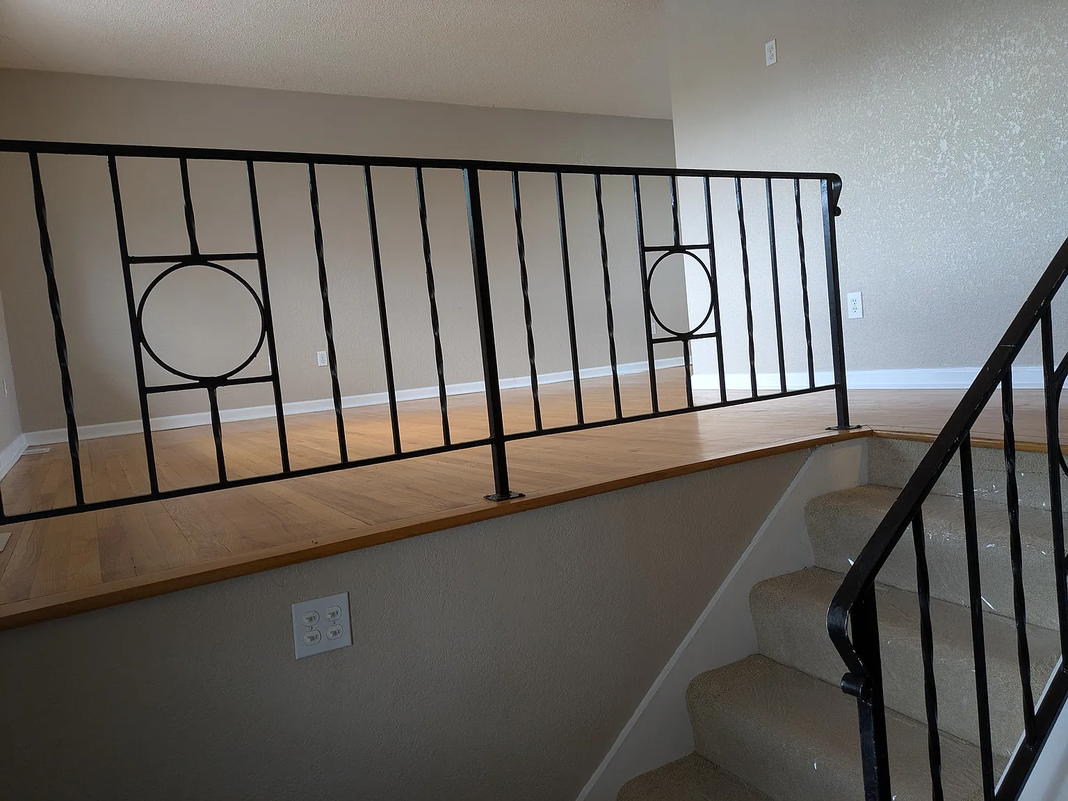 9695 Grandview Ave — Photo 4