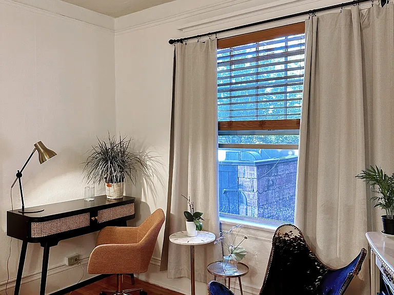 2109 NW Irving St #200 — Photo 7
