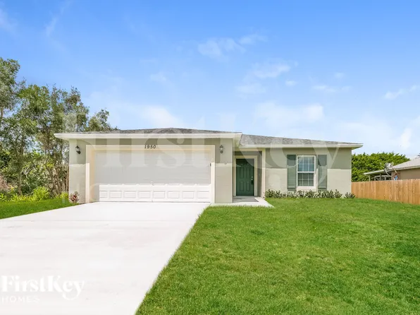 1950 SW Sylvester Ln, Port Saint Lucie, FL 34984