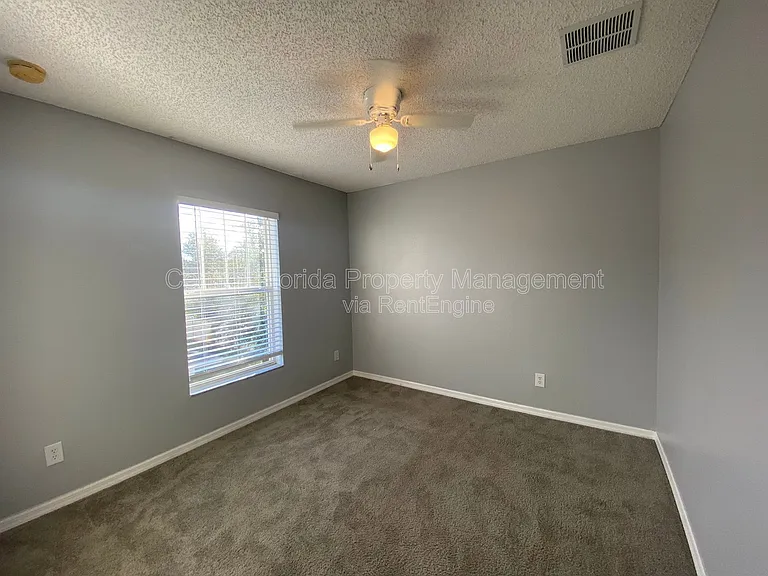 2076 Cypress Bay Blvd — Photo 31