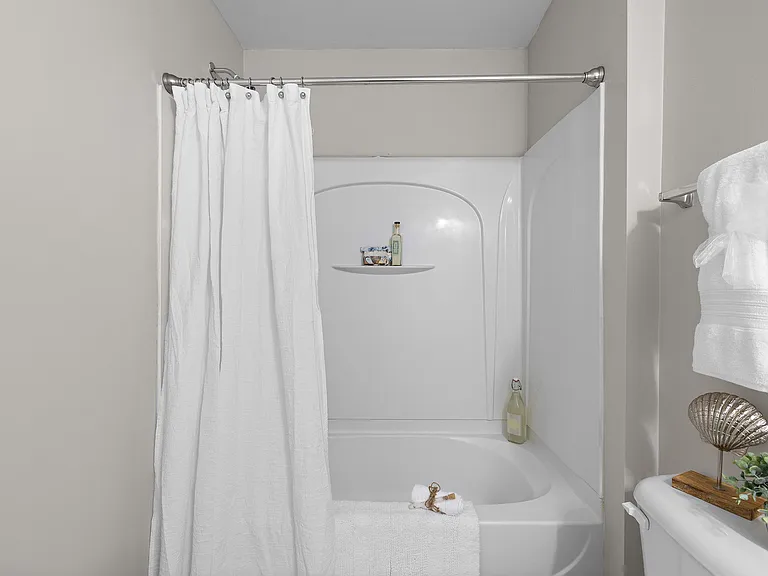 120 Point Comfort Ln — Photo 33