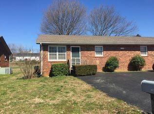 2139 Rockcreek Dr #A, Bowling Green, KY 42101