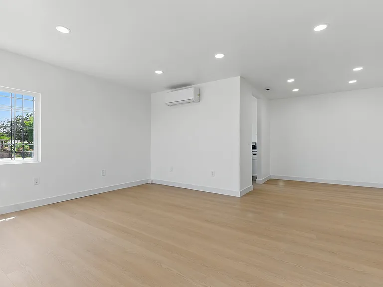 412 W Tregallas Rd #412 — Photo 13