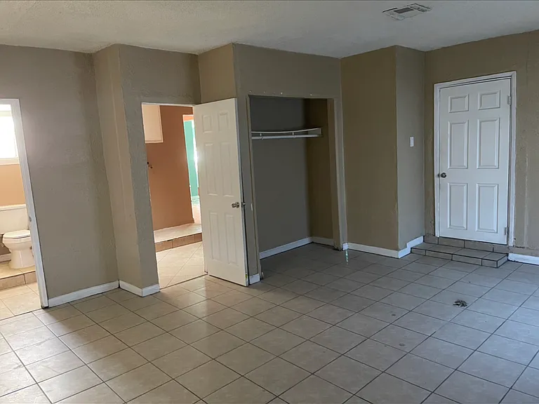 Master suite