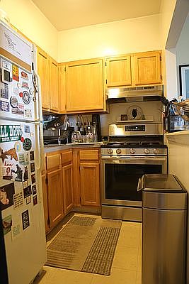 3rd image of 282 Saint James Pl APT 4