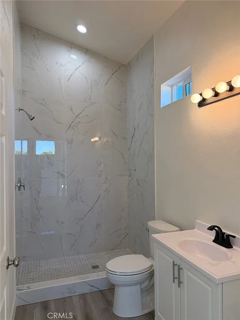 1 bed, 570 sqft, $1,300 — Photo 3