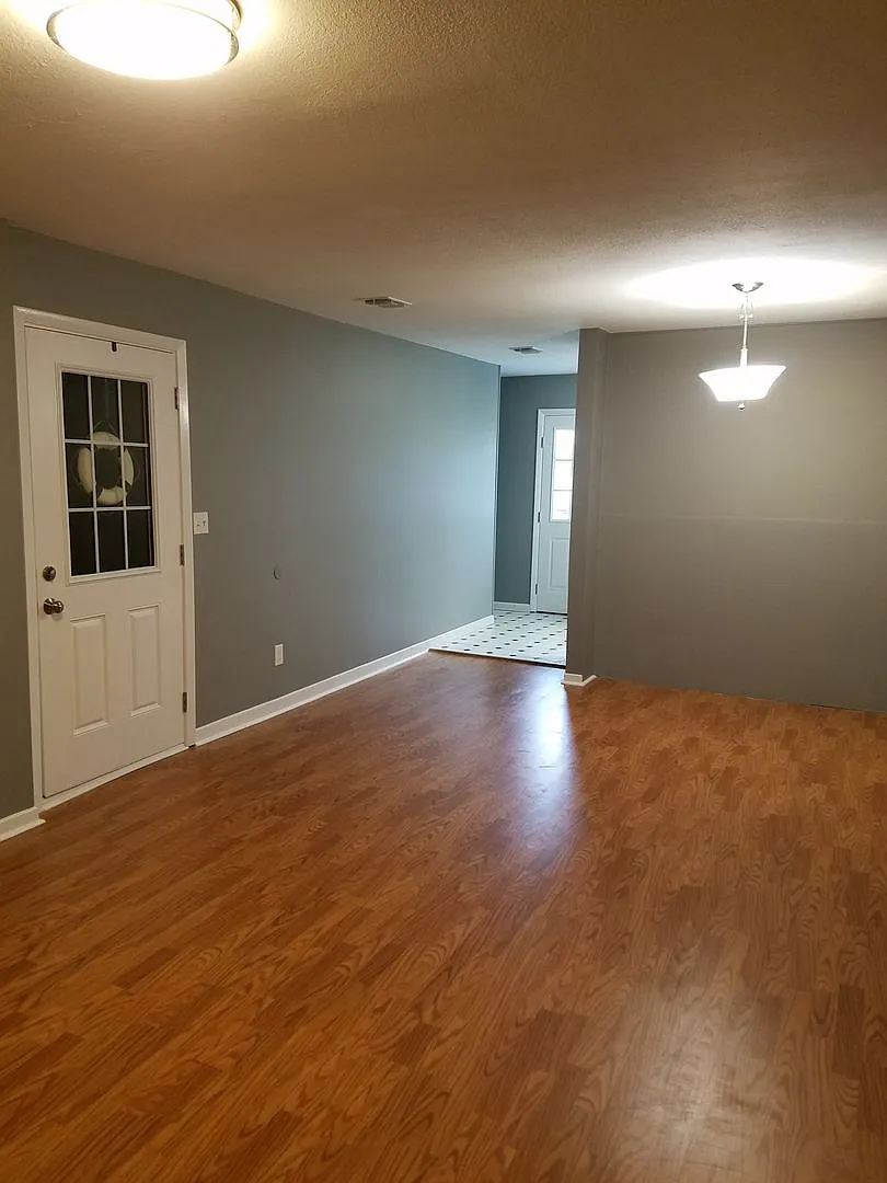 2bd 1.5ba Remodeled Townhouse w/ water views in Parker — Photo 4