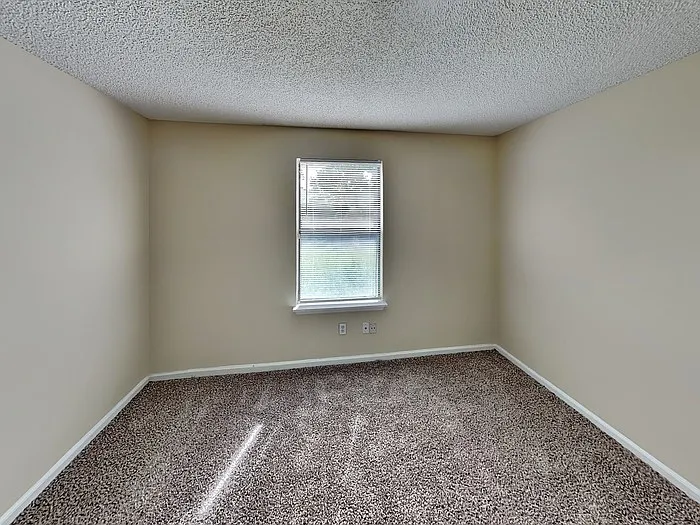 1883 Mackenzie Ct S — Photo 11