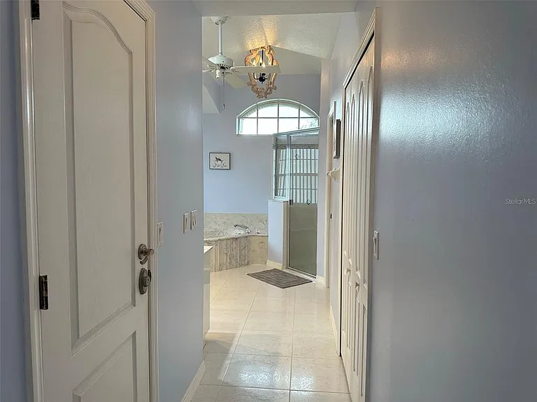 1238 Yorkshire St — Photo 21