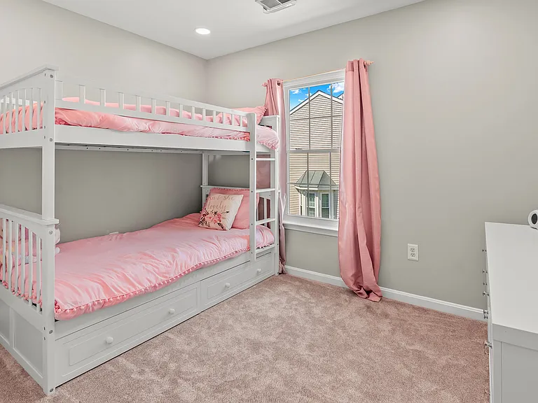 1015 Carbondale Way — Photo 29