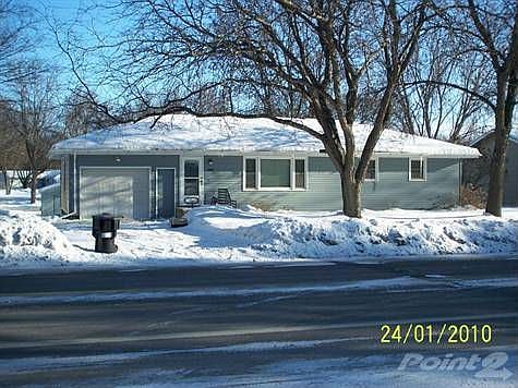 Stuber 725 Dale St SW Hutchinson Front