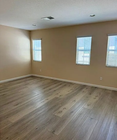 12875 Cobblestone Ln — Photo 3