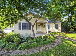 132 Sylvester Ave, Saint Louis, MO