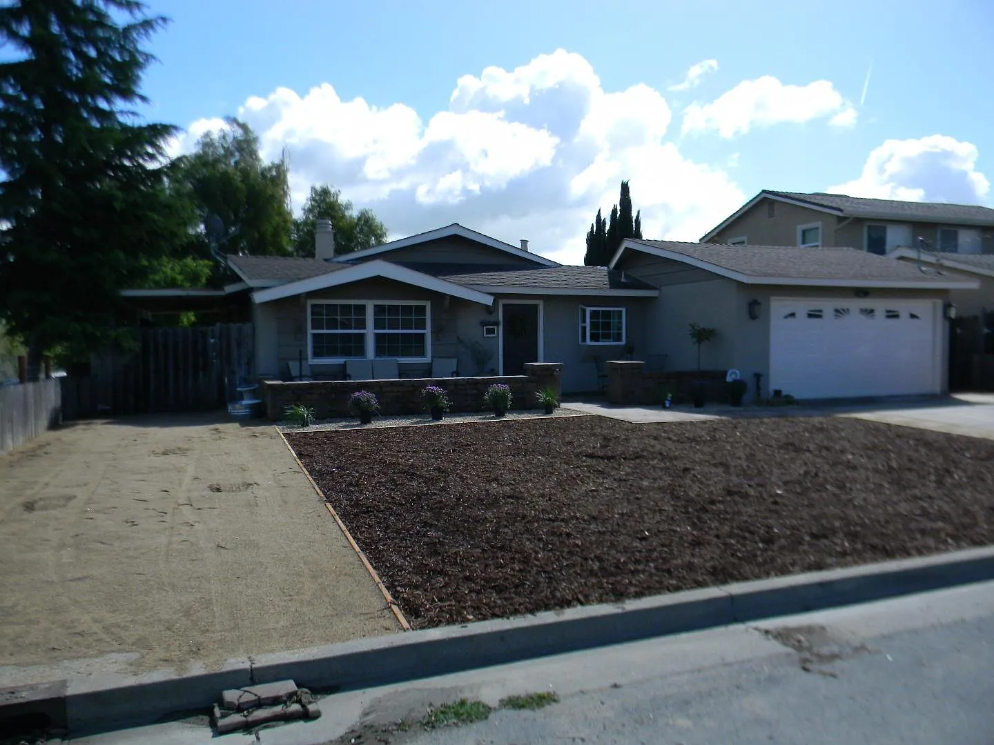 431 El Camino Paraiso photo 1