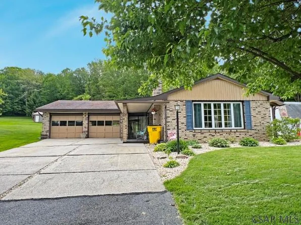 333 Peaceful Valley Rd, Windber, PA 15963