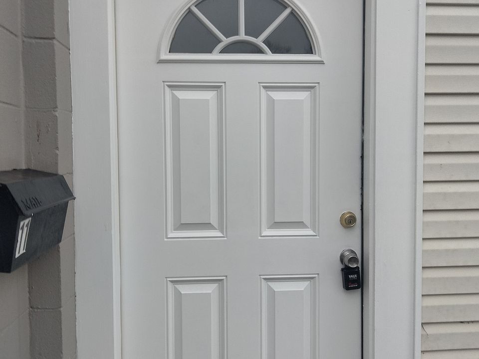 1st image of 2 Poplar St APT 11