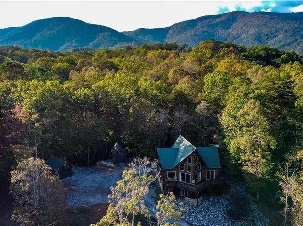 379 Howell Mill Dr, Sautee Nacoochee, GA 30571