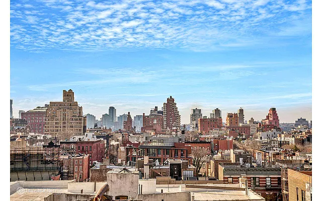 Rented by Douglas Elliman | media 15