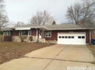4950 Dona Ln, Golden Valley, MN 55422
