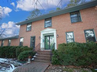 8200 Linda Ln, Little Rock, AR 72227