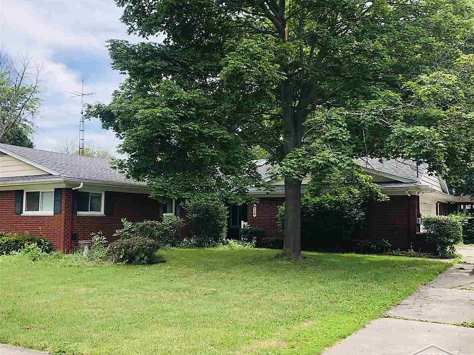 1st image of 238 Heyn Ave
