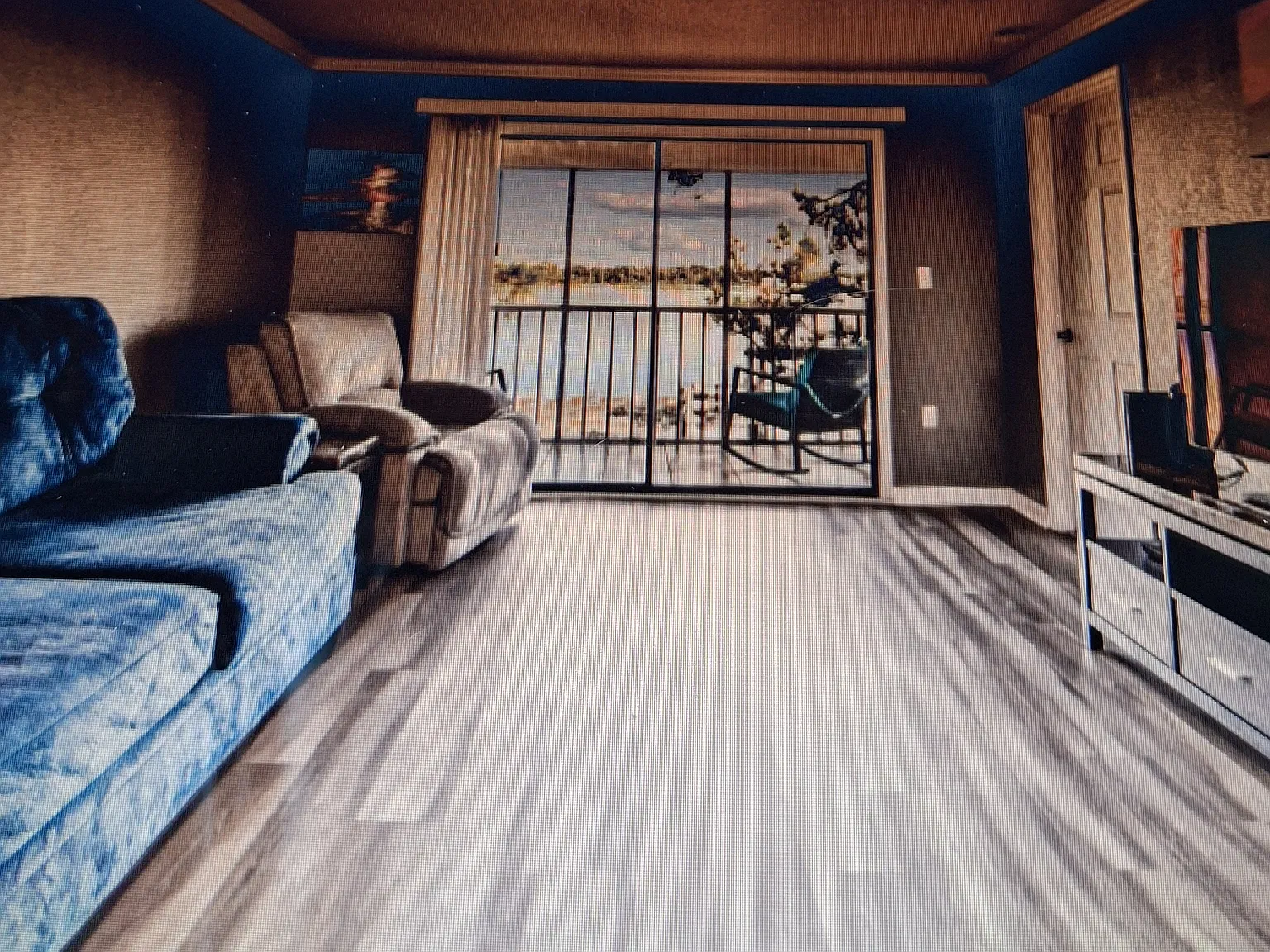 10101 Sailwinds Blvd S — Photo 4