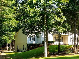 80 Riverside Way, Sharpsburg, GA 30277