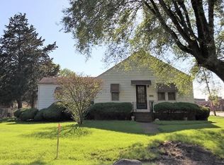 1001 Sherman St, Joliet, IL 60433