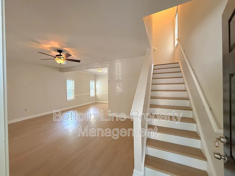 13129 Windy Lea Ln — Photo 3