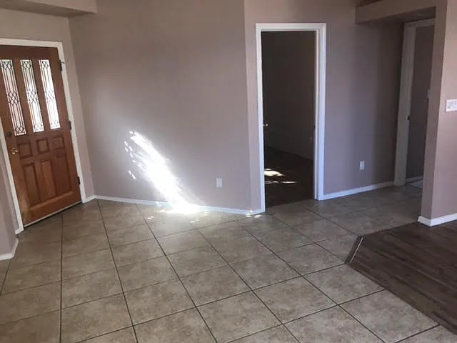 1251 Monte Verde Dr NE — Photo 4