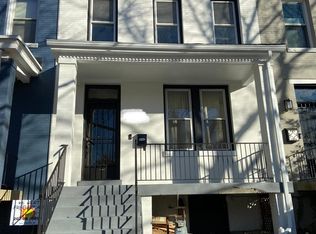 734 13th St SE #1, Washington, DC 20003