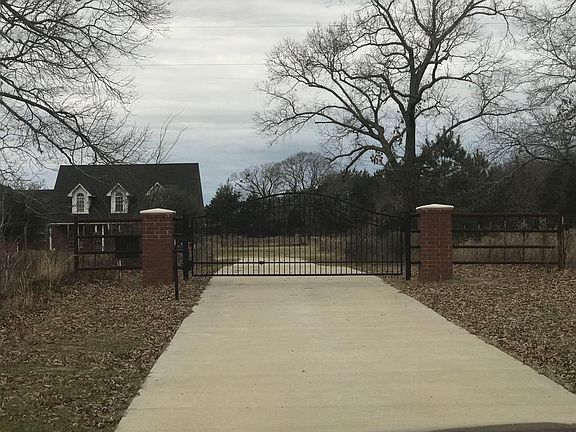 2nd image of 7161 County Road 3600