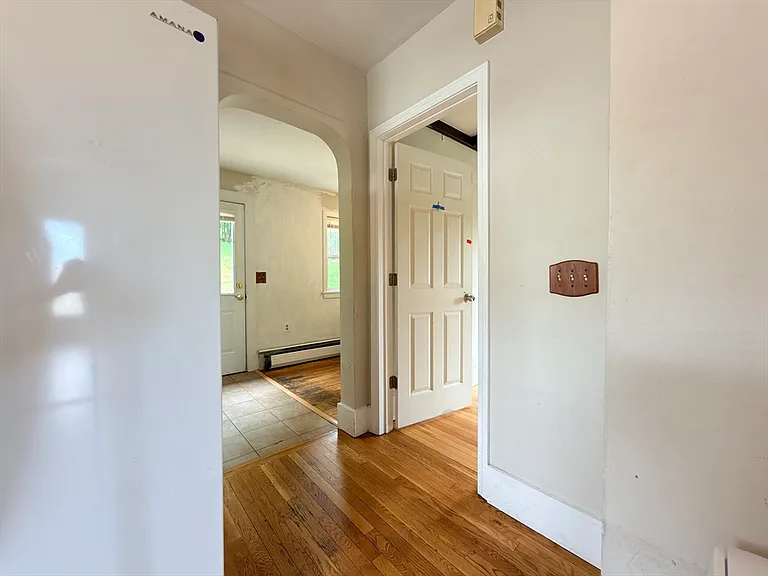 11 Clay St — Photo 14