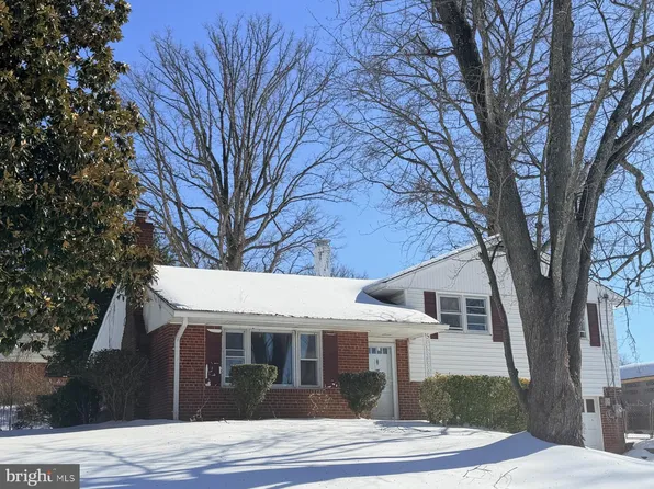 6301 Julian St, Springfield, VA 22150