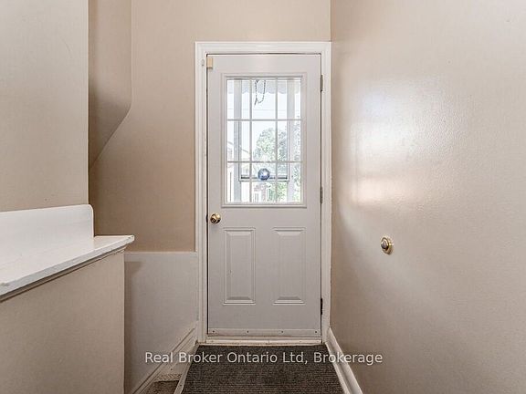 4th image of 195 Edinburgh Rd S