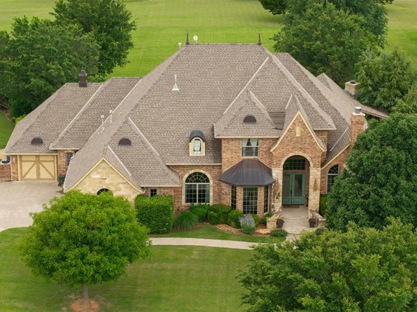18299 Carlton Way, Edmond, OK 73012