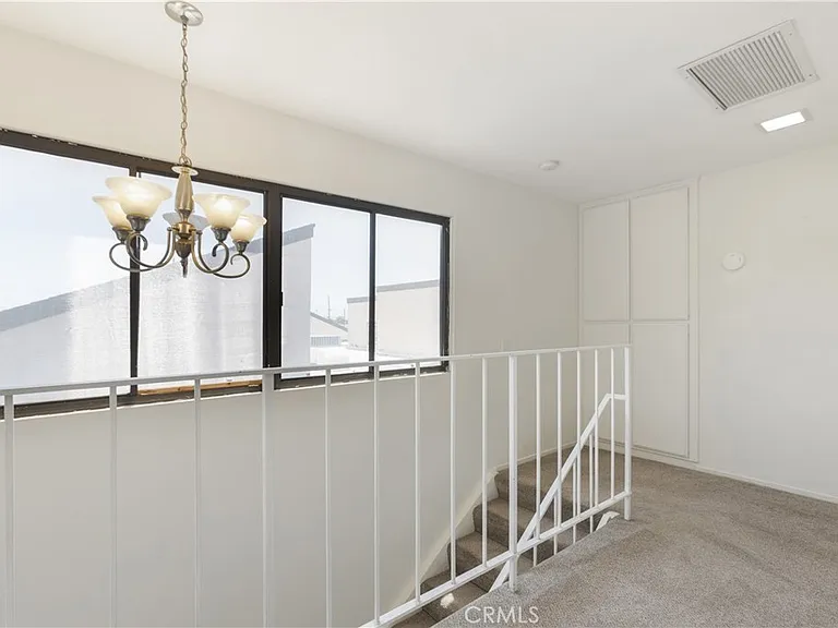1693 S Heritage Cir — Photo 33
