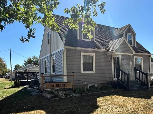 1617 Indiana Dr, Galesburg, IL 61401